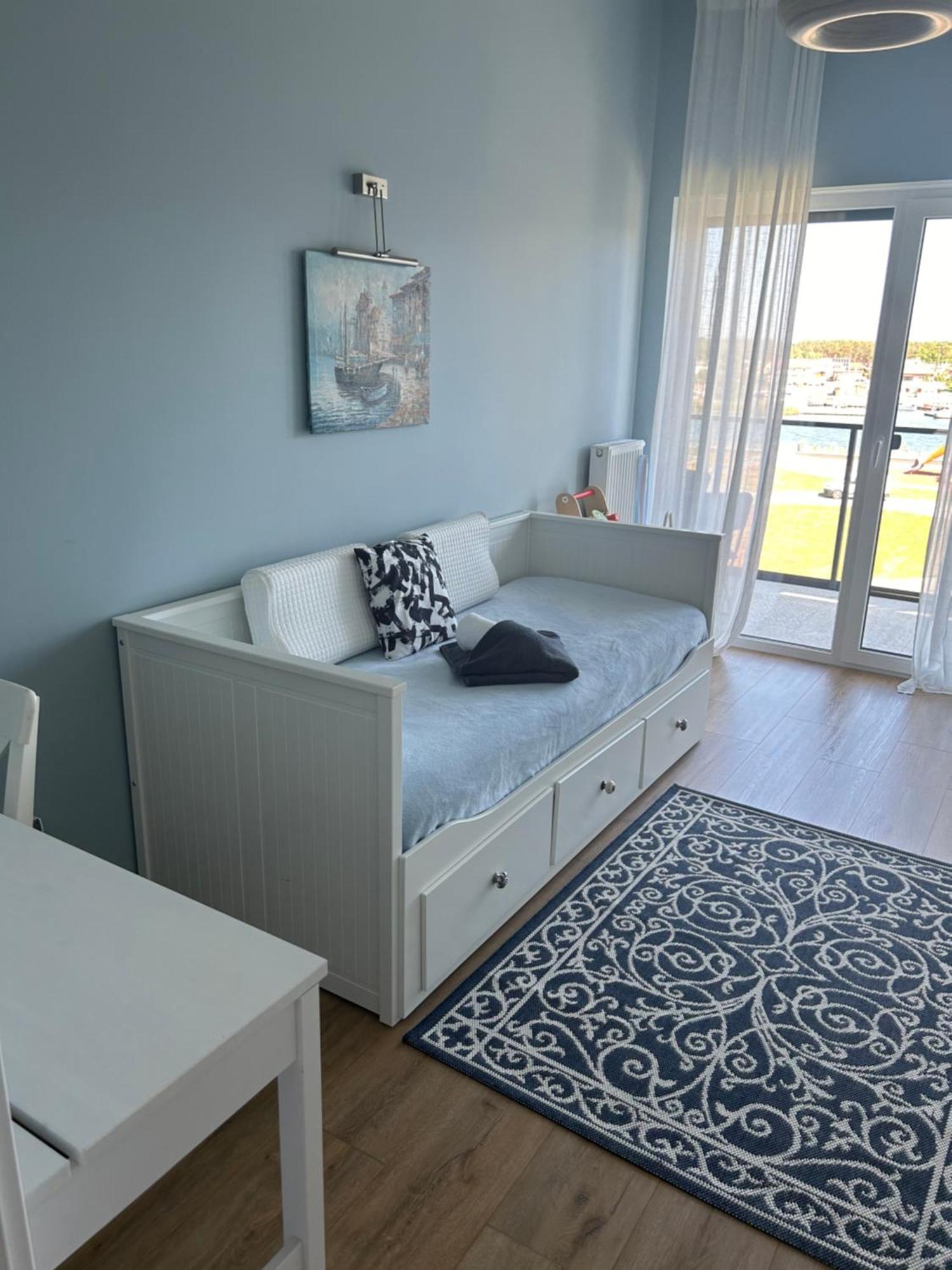 Apartment Blue Marina